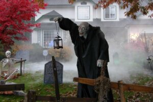 3 Halloween Landscaping Ideas